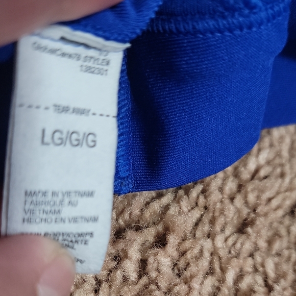 Under Armour Blue Sports Bra with Graphic Print - Picture 4 of 5